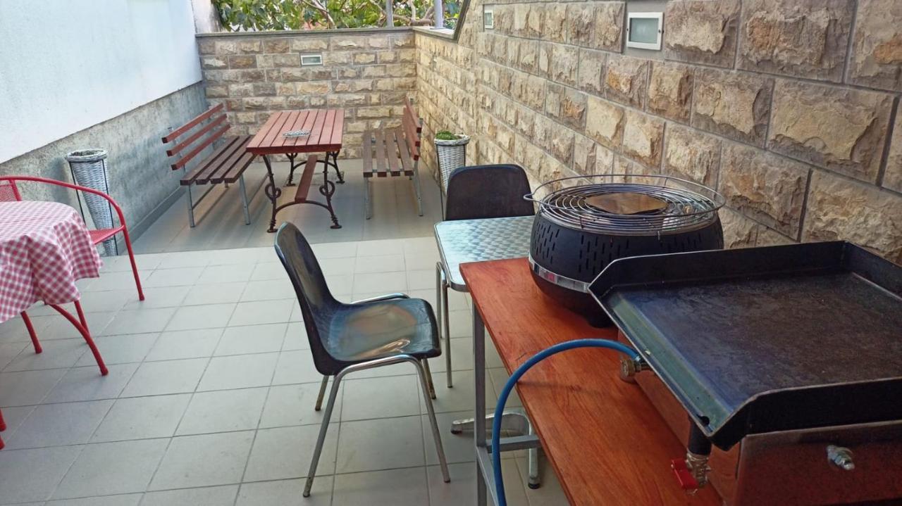 Apartments Mali Mate Tribalj エクステリア 写真
