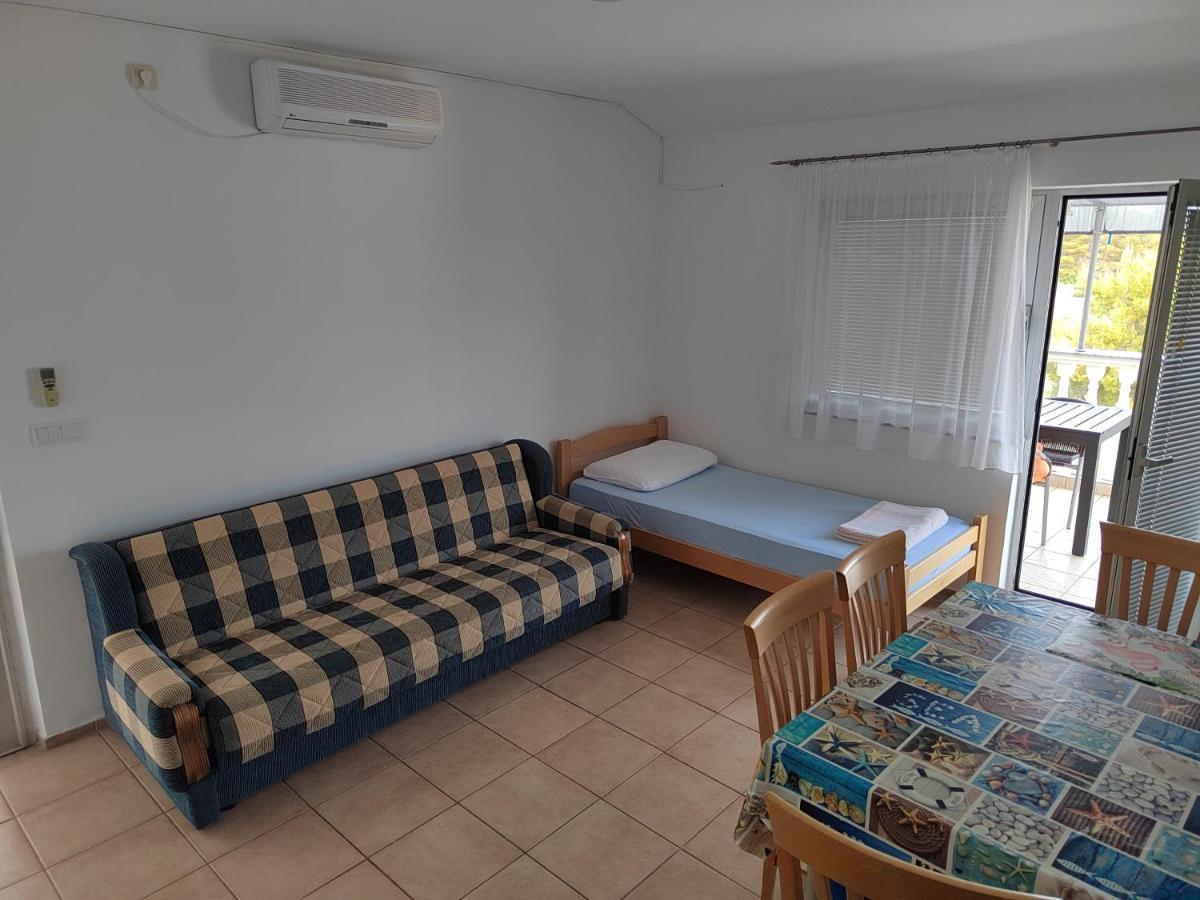 Apartments Mali Mate Tribalj エクステリア 写真