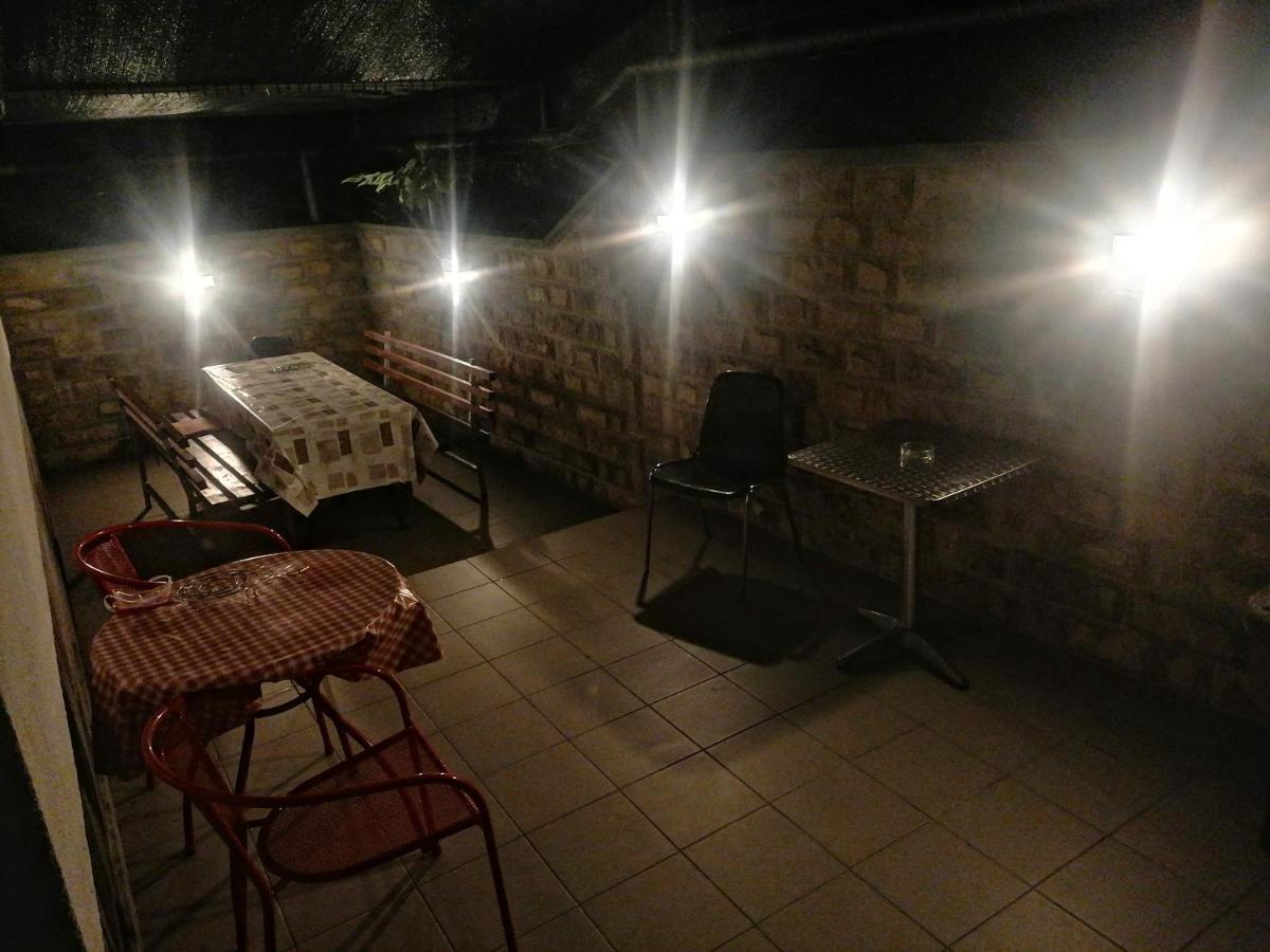 Apartments Mali Mate Tribalj エクステリア 写真