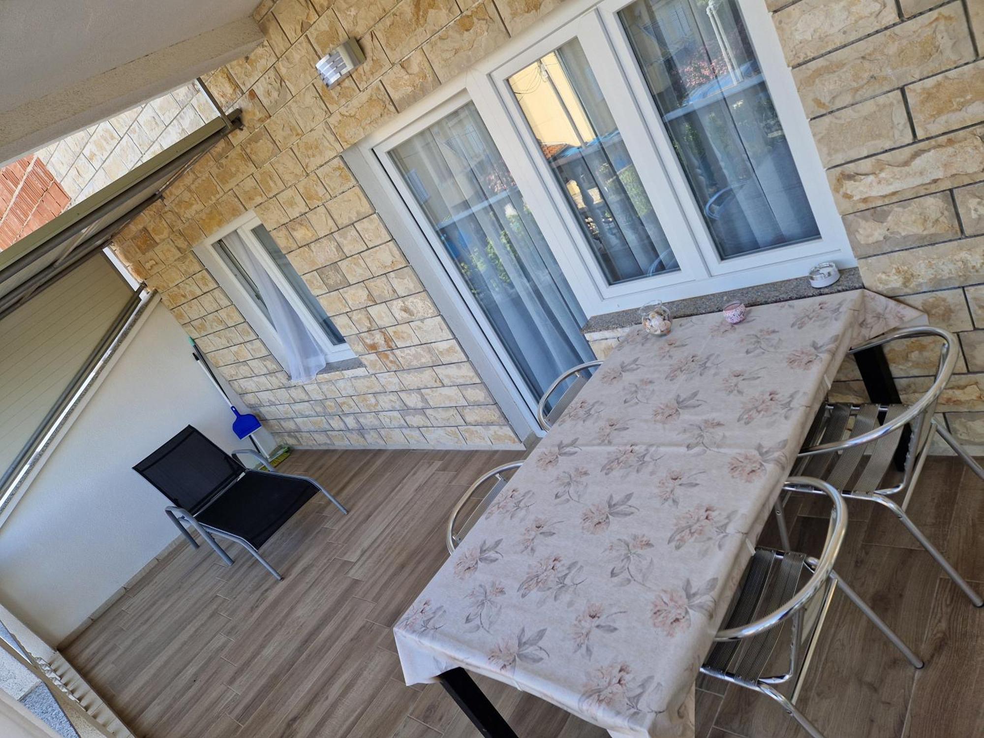 Apartments Mali Mate Tribalj エクステリア 写真